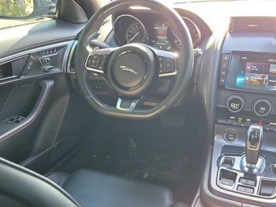 2018 Jaguar F-TYPE R-Dynamic AWD