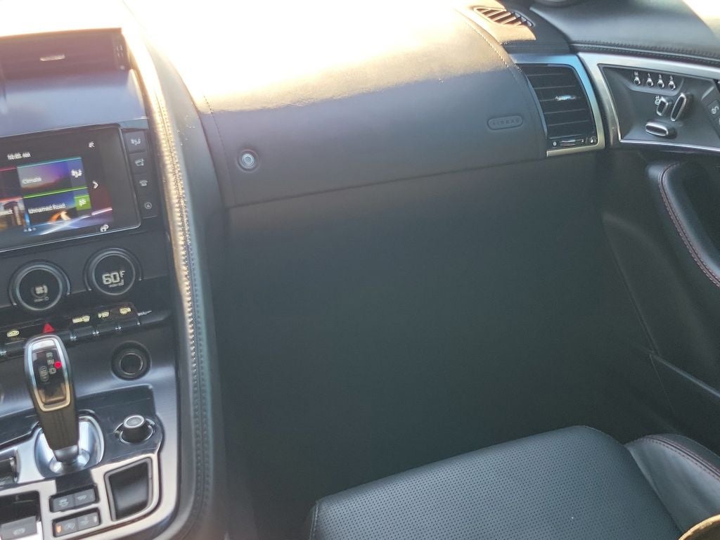 2018 Jaguar F-TYPE R-Dynamic AWD