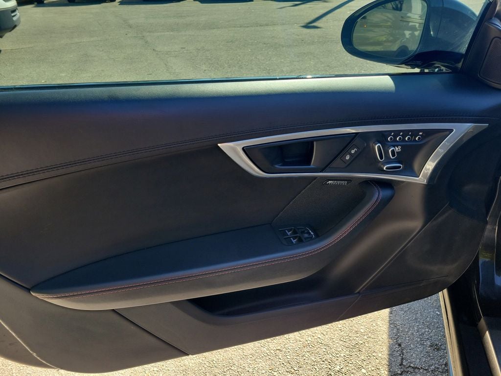 2018 Jaguar F-TYPE R-Dynamic AWD