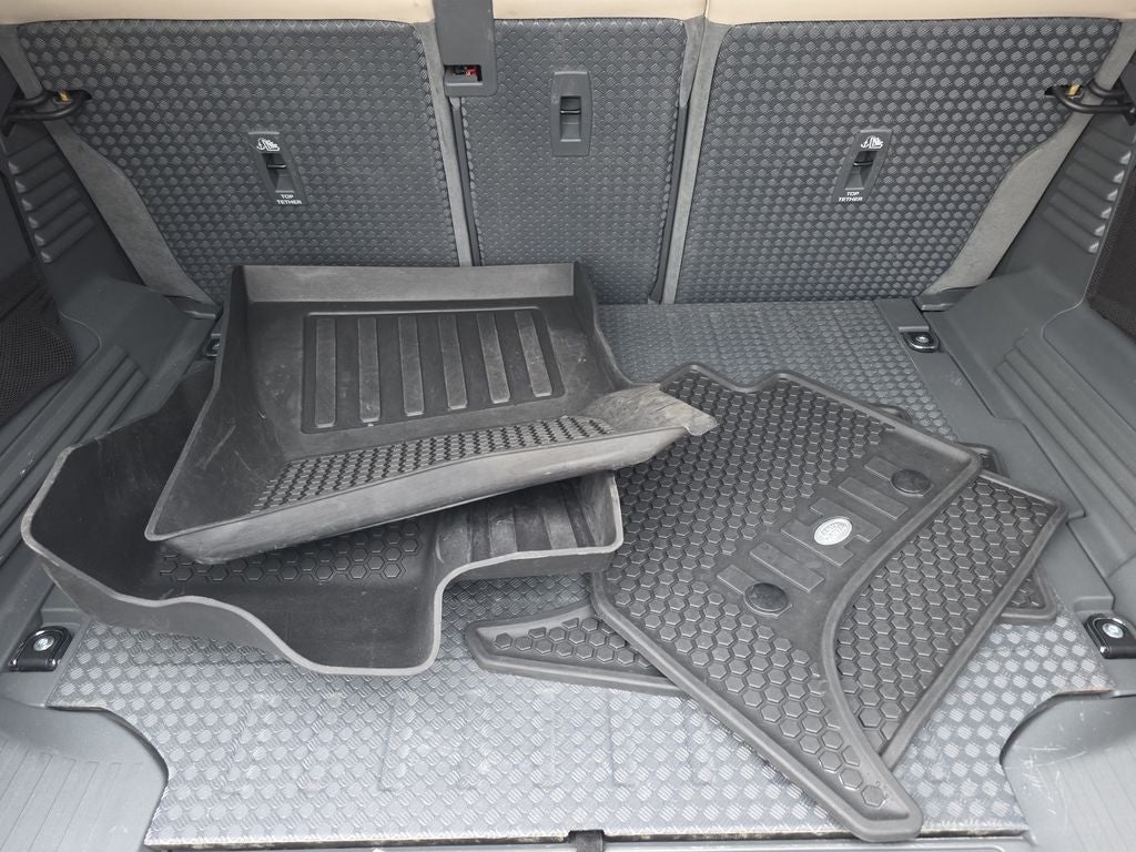 2021 Land Rover Defender 110 S