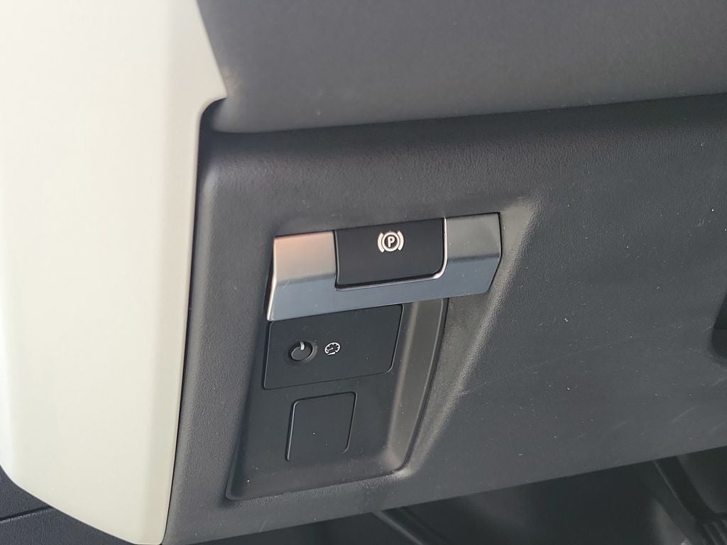 2021 Land Rover Defender 110 Standard