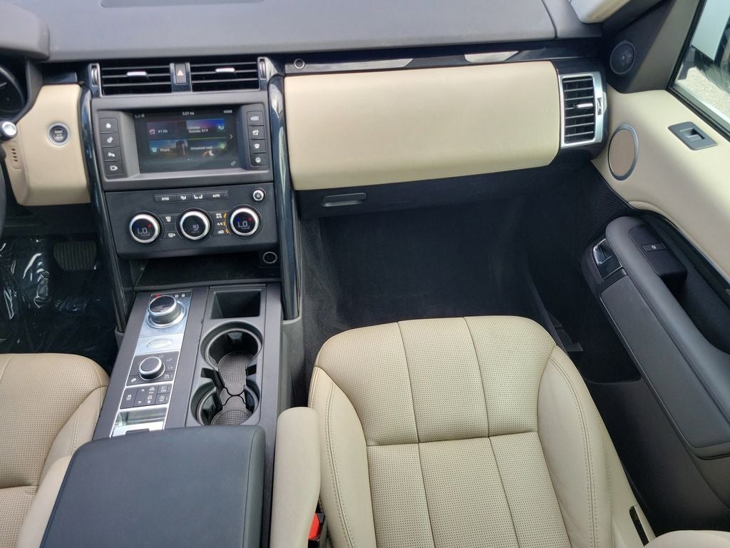 2017 Land Rover Discovery SE