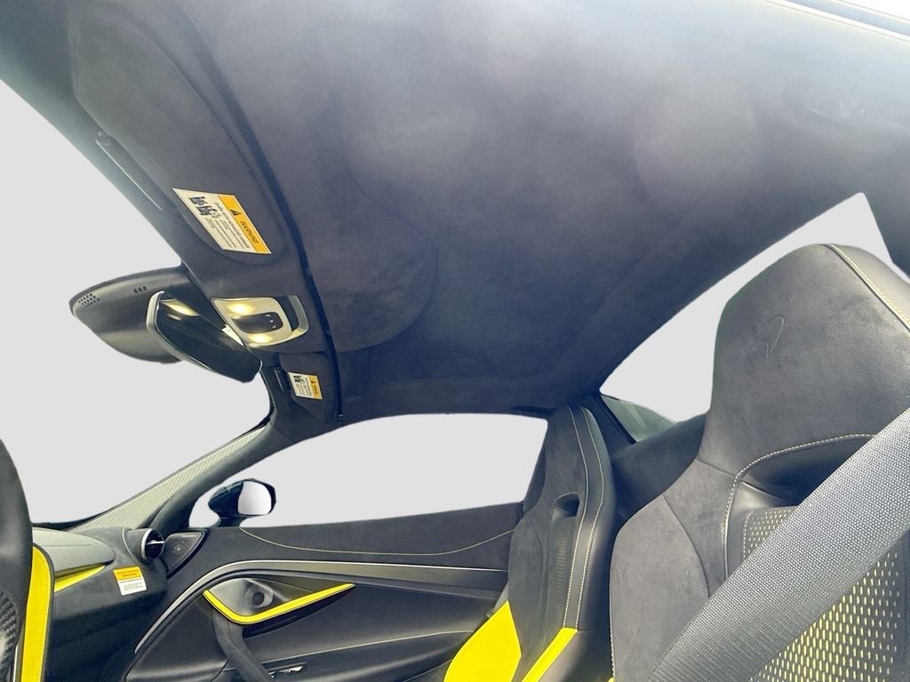 2025 McLaren 750S SPIDER