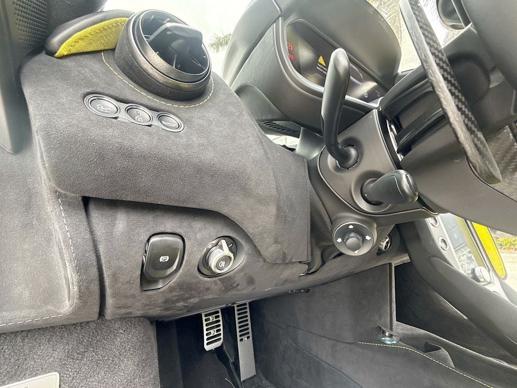 2025 McLaren 750S SPIDER