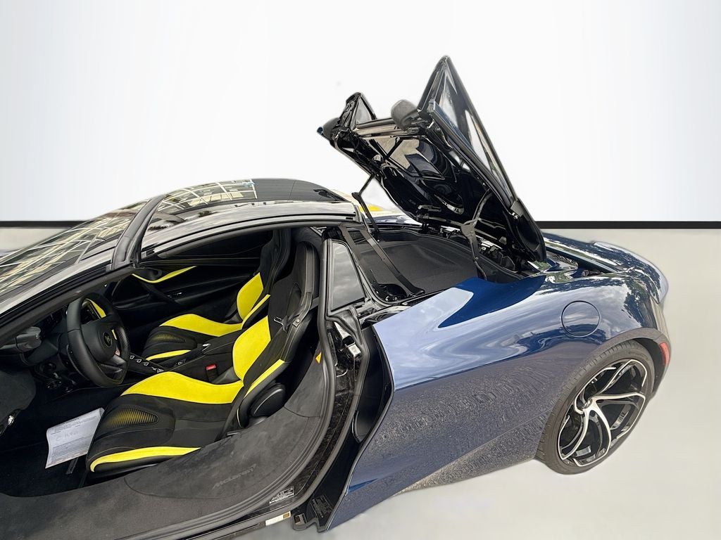 2025 McLaren 750S SPIDER