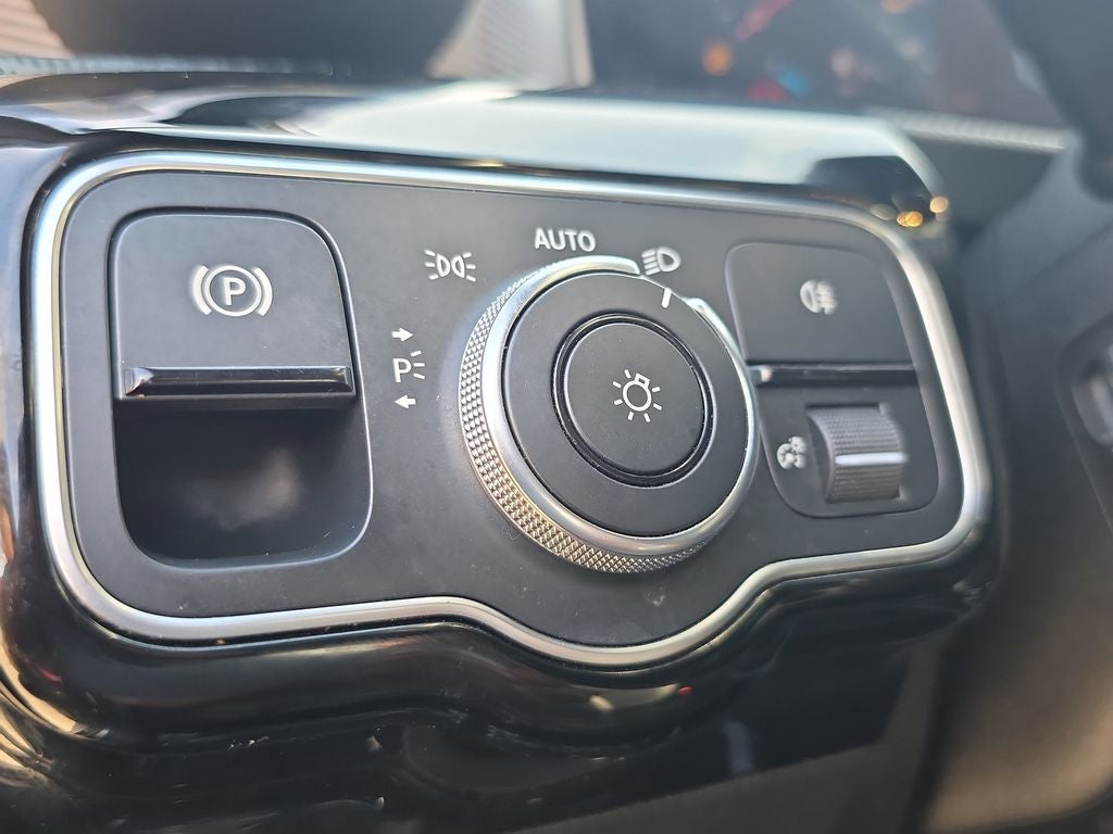 2020 Mercedes-Benz A-Class A 220 4MATIC®