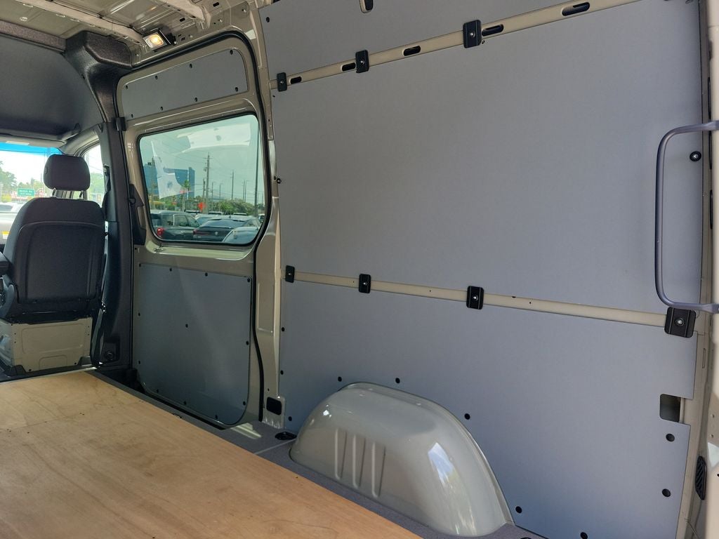 2024 Mercedes-Benz Sprinter 2500 Cargo 144 WB