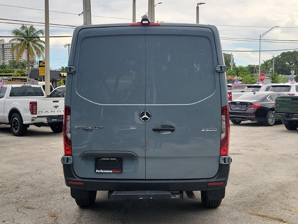 2023 Mercedes-Benz Sprinter 2500 Cargo 144 WB