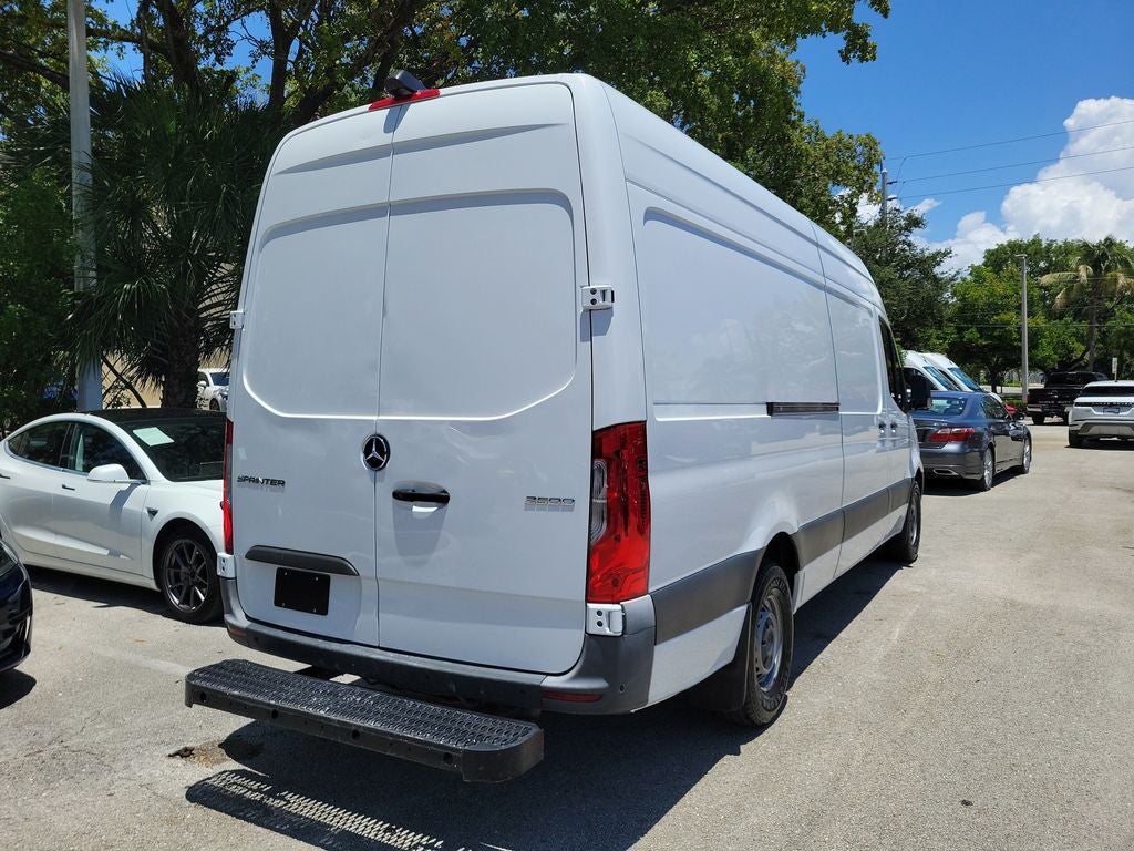 2023 Mercedes-Benz Sprinter 2500 Cargo 170 WB High Roof