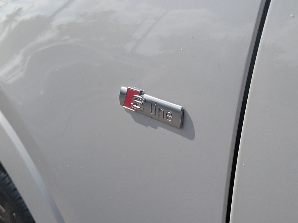 2018 Audi Q3 2.0T Premium Pano Roof