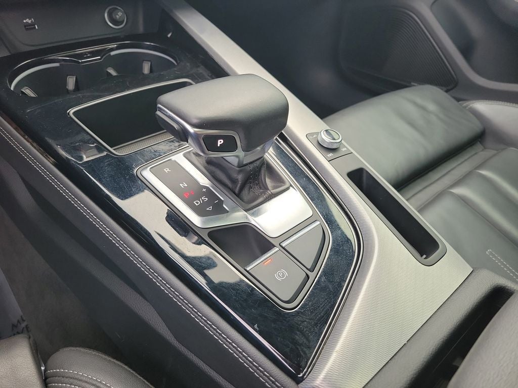 2023 Audi A4 45 S line Premium Plus quattro