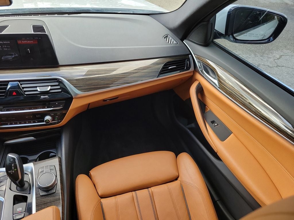 2018 BMW 5 Series 530i