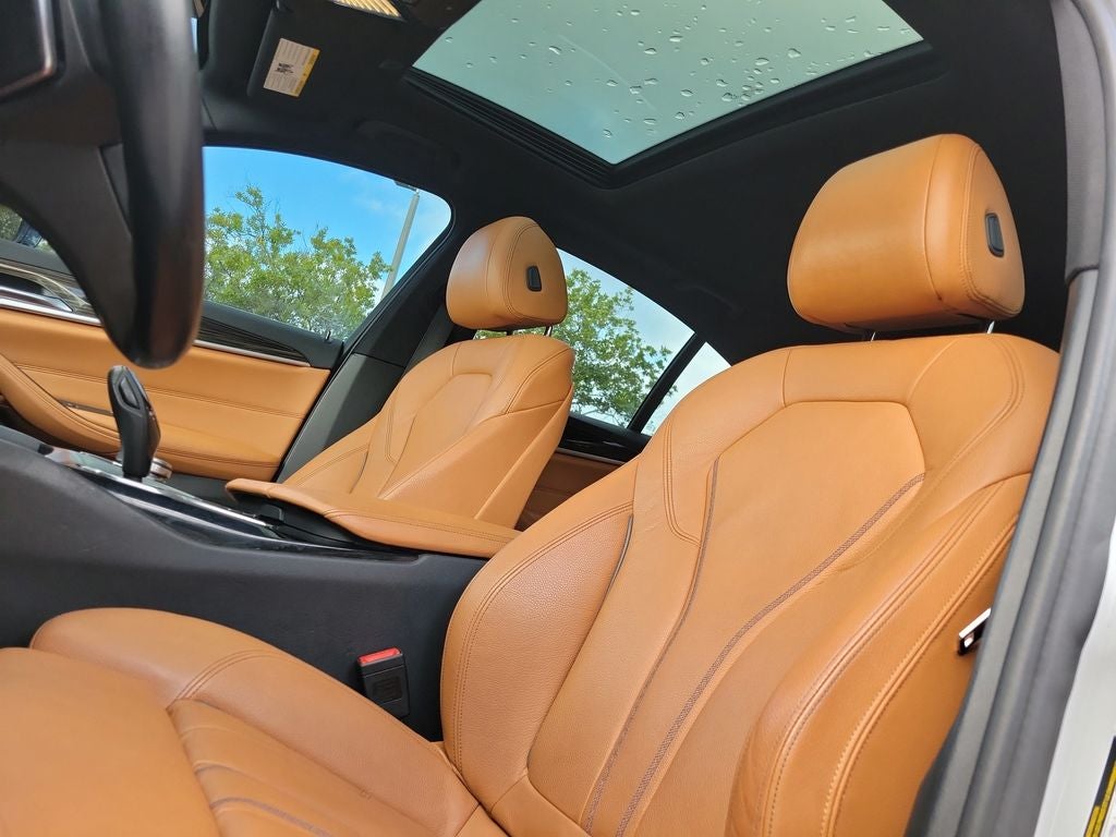 2018 BMW 5 Series 530i