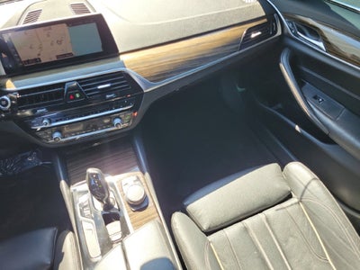 2019 BMW 5 Series 530e iPerformance