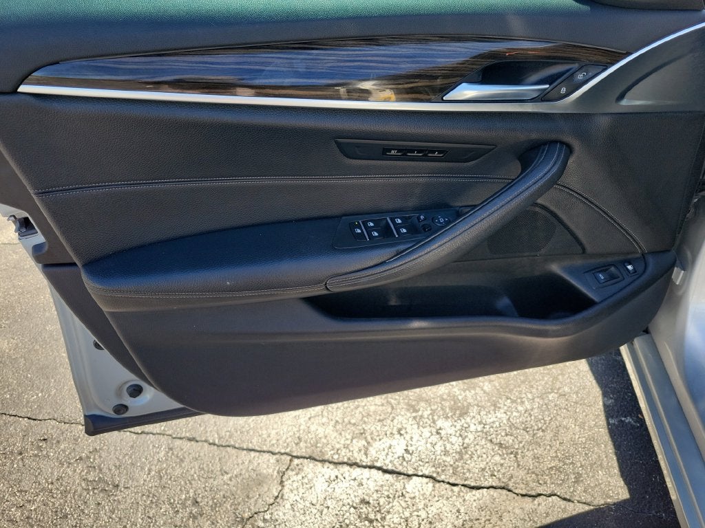 2019 BMW 5 Series 530e iPerformance