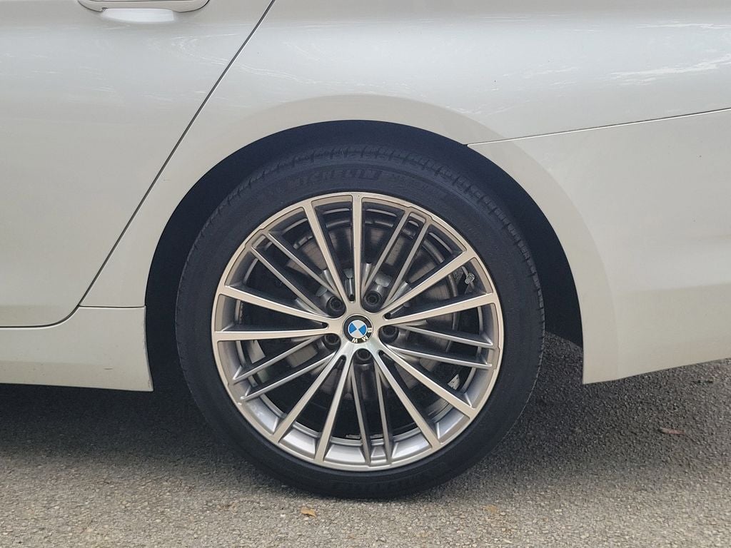 2018 BMW 5 Series 540i w/PREMIUM PACKAGE