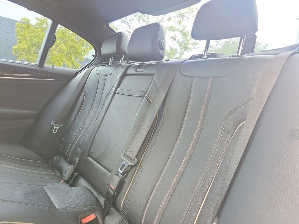 2018 BMW 5 Series 540i w/PREMIUM PACKAGE