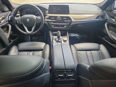 2018 BMW 5 Series 540i w/PREMIUM PACKAGE