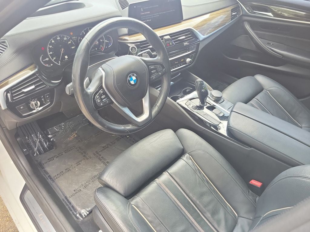 2018 BMW 5 Series 540i w/PREMIUM PACKAGE