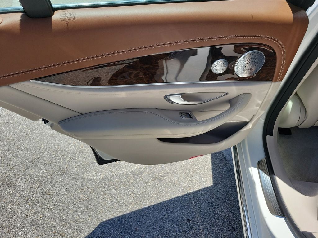 2019 Mercedes-Benz E-Class E 300 4MATIC® PREMIUM PACKAGE