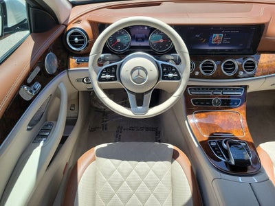 2019 Mercedes-Benz E-Class E 300 4MATIC® PREMIUM PACKAGE