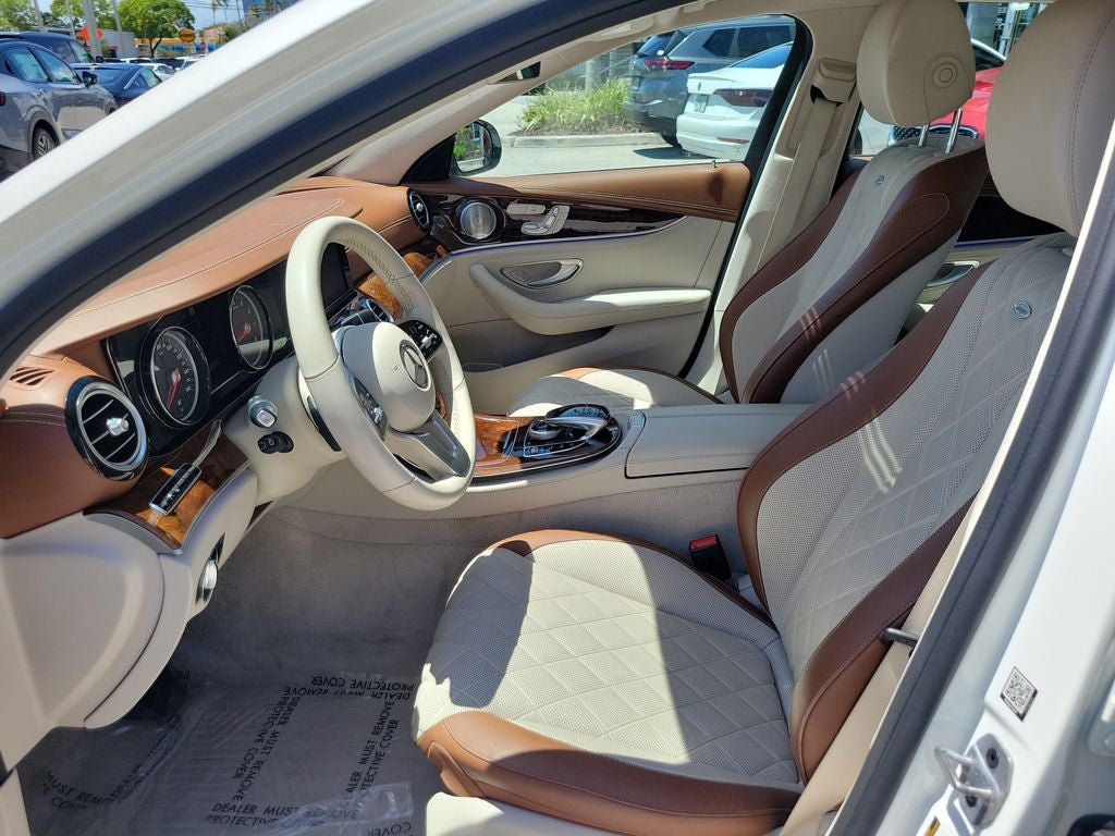2019 Mercedes-Benz E-Class E 300 4MATIC® PREMIUM PACKAGE