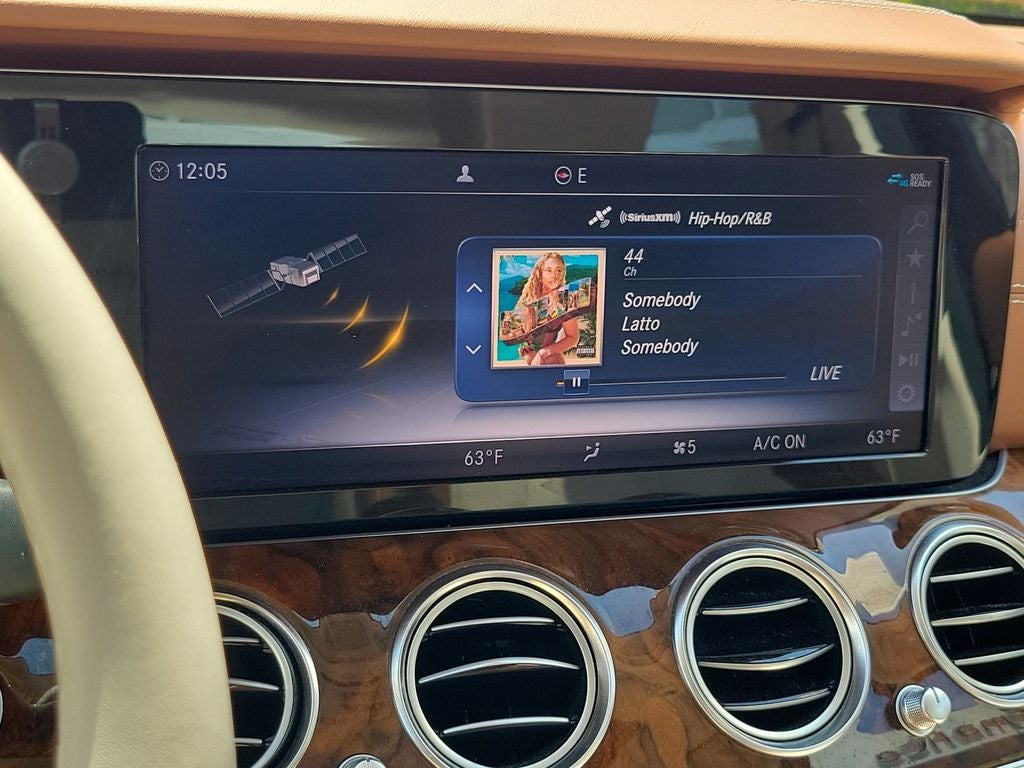 2019 Mercedes-Benz E-Class E 300 4MATIC® PREMIUM PACKAGE