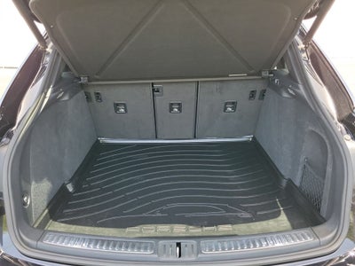 2021 Porsche Macan Base