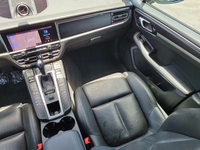 2021 Porsche Macan Base
