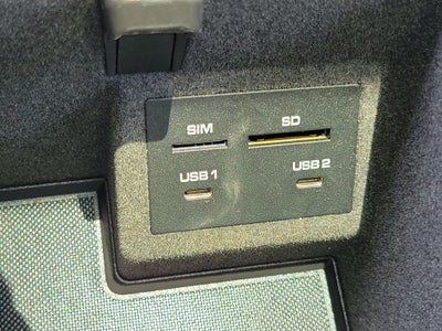 2021 Porsche Macan Base
