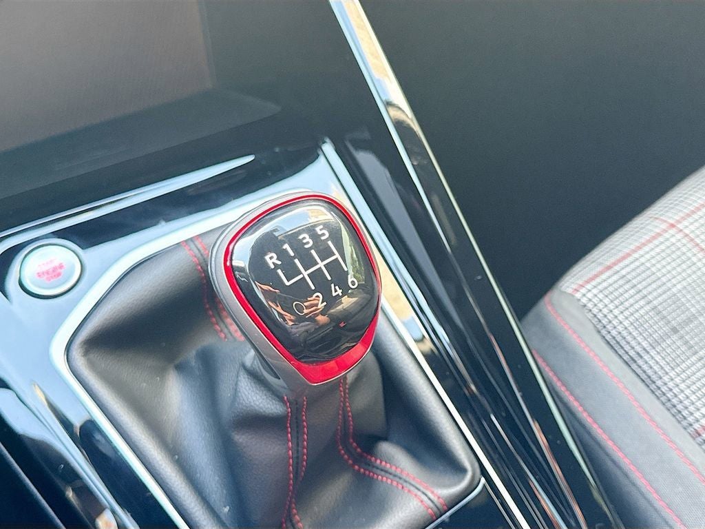 2024 Volkswagen Golf GTI S