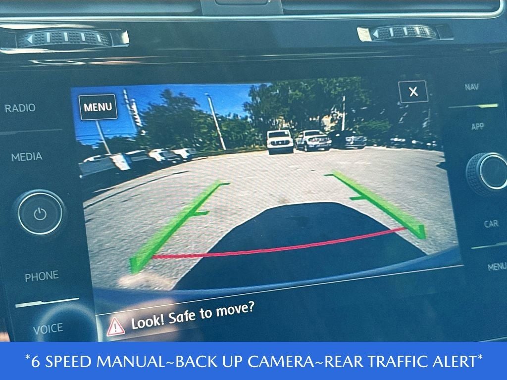 2019 Volkswagen Golf R DCC & Navigation 4Motion