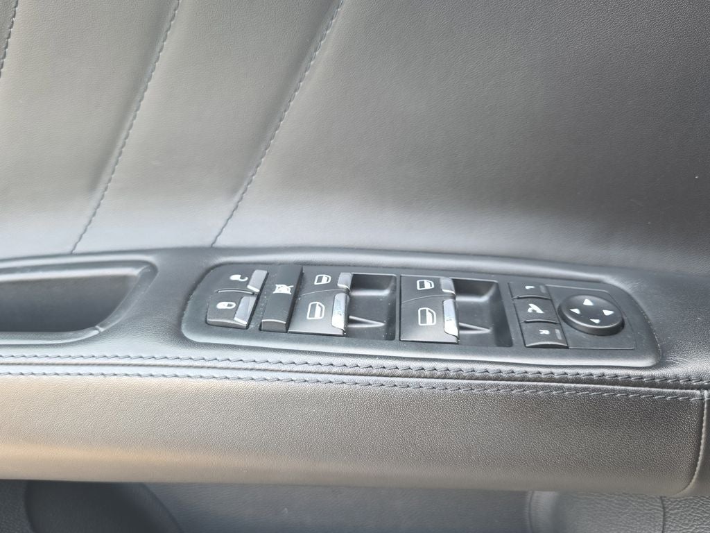 2022 Maserati Ghibli Modena Q4
