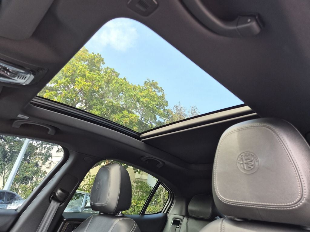 2022 Alfa Romeo Stelvio Ti