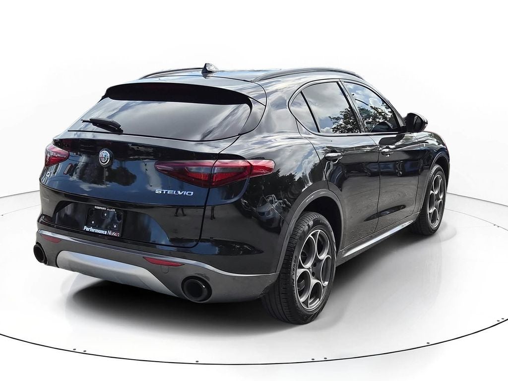 2022 Alfa Romeo Stelvio Ti