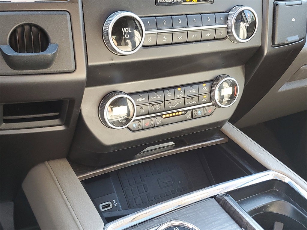 2019 Ford Expedition Limited PANO ROOF