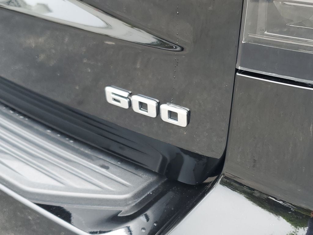 2024 Cadillac Escalade ESV Luxury