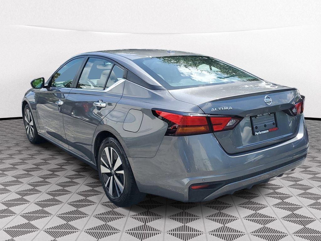 2022 Nissan Altima 2.5 SV