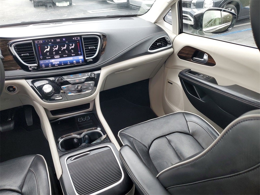 2022 Chrysler Pacifica Hybrid Limited PANORAMIC ROOF