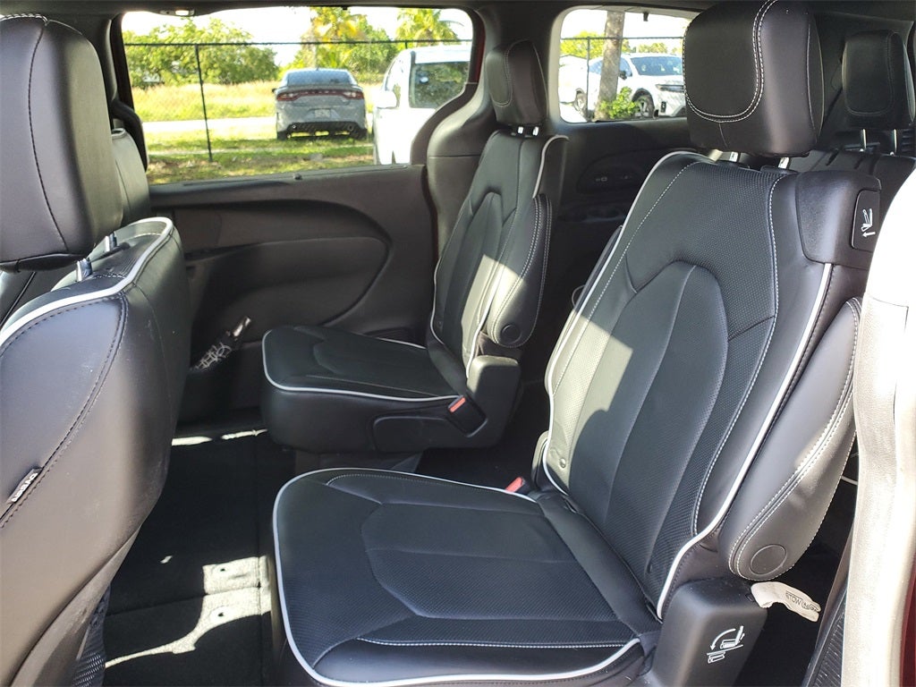 2022 Chrysler Pacifica Limited PANO ROOF