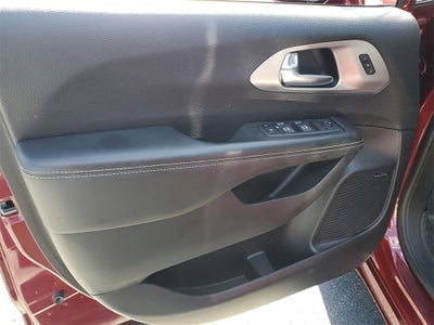 2022 Chrysler Pacifica Limited PANO ROOF