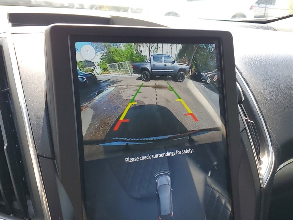 2023 Ford Edge Titanium