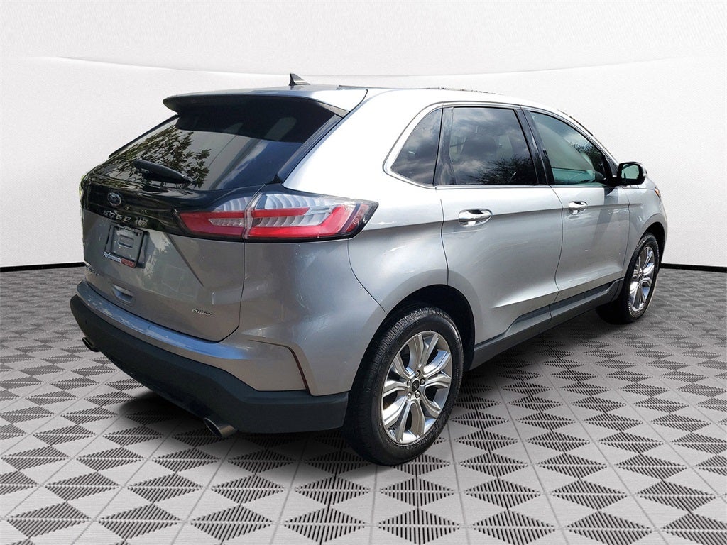 2023 Ford Edge Titanium
