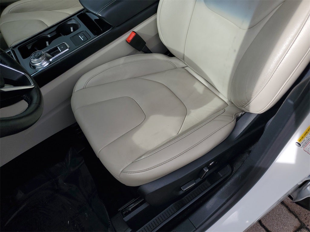 2019 Ford Edge Titanium LEATHER SEATS