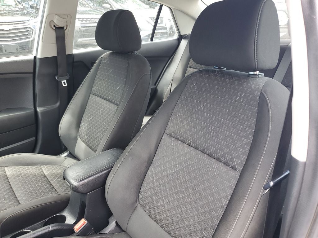 2022 Kia Rio S