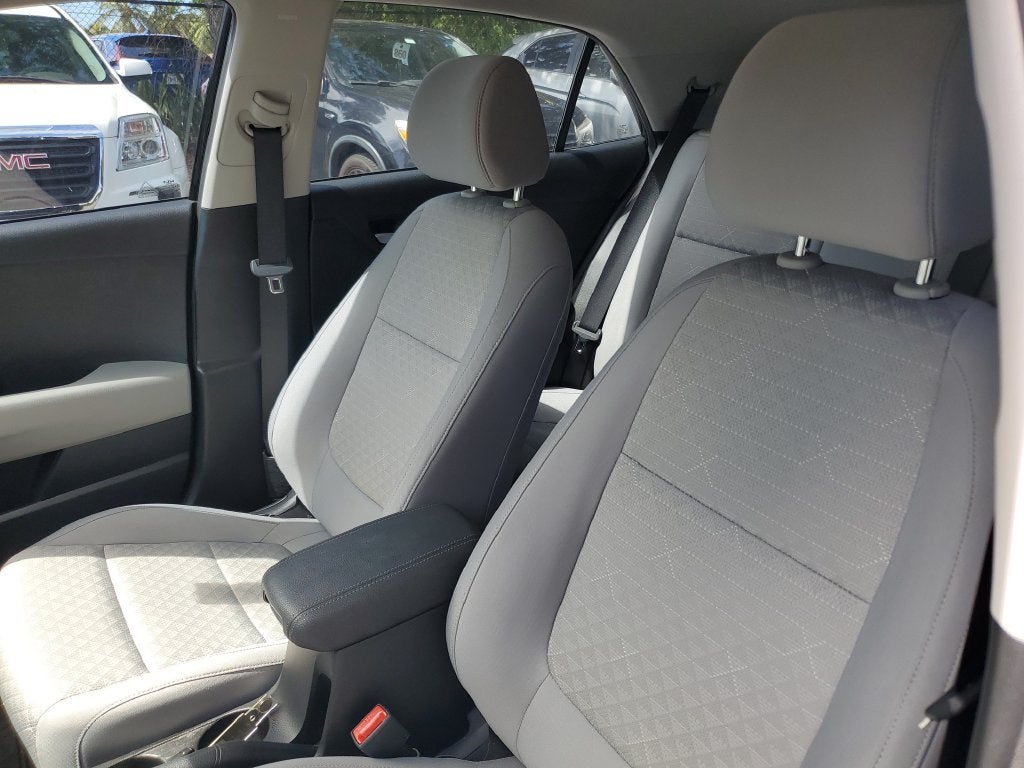 2022 Kia Rio S