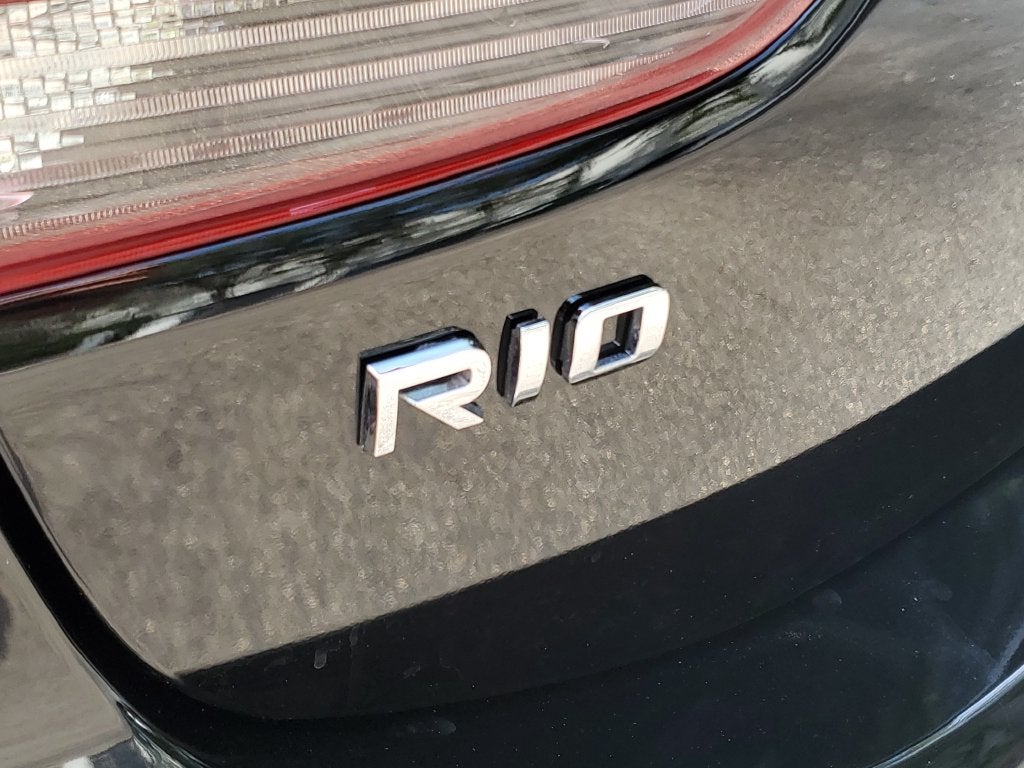 2022 Kia Rio S