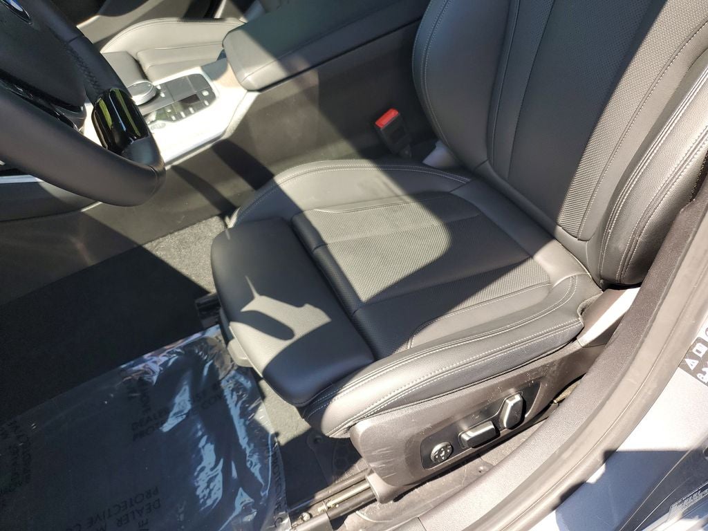 2025 BMW 3 Series 330i xDrive