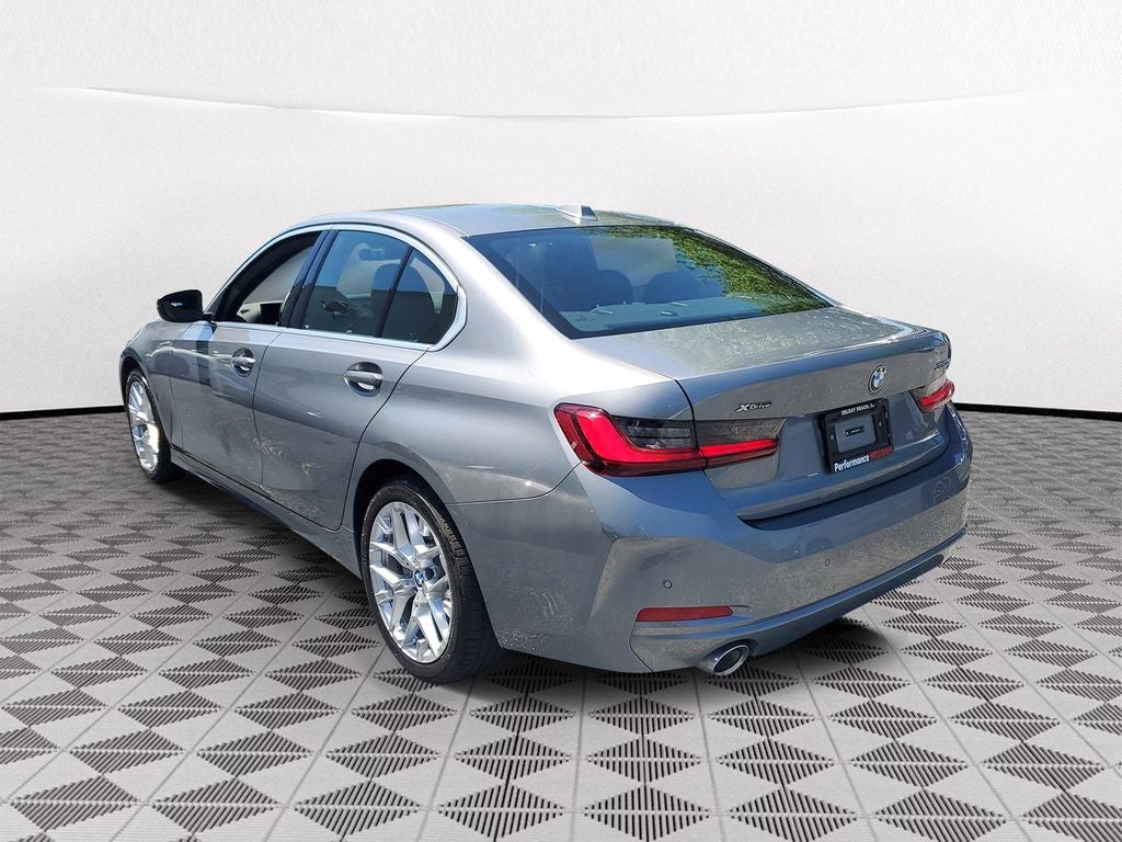 2025 BMW 3 Series 330i xDrive
