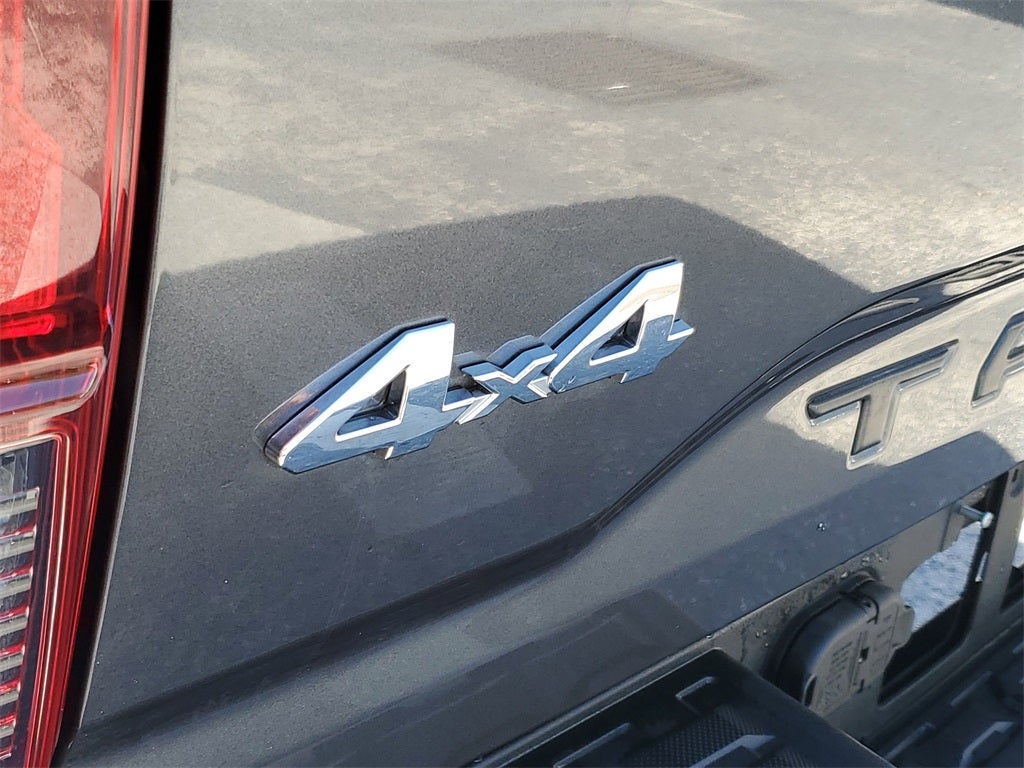 2021 Toyota Tacoma SR V6